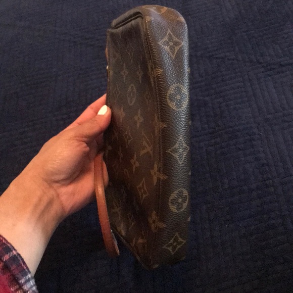 Authentic Louis Vuitton Pouch - Picture 5 of 8